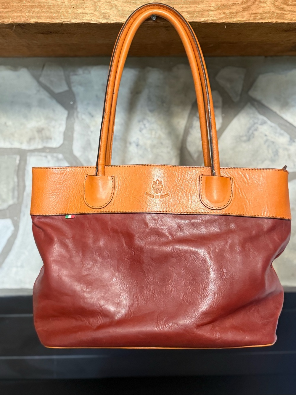Pratesi Firenze Made in Italy Genuine Leather Large Shoulder Bag